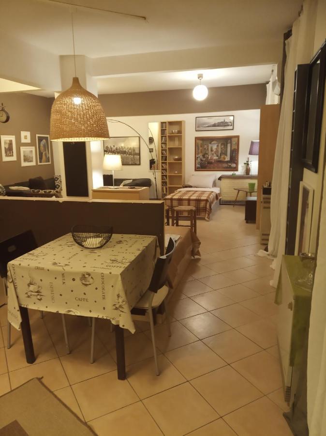 Spacious Cosy Apt Salonicco Esterno foto